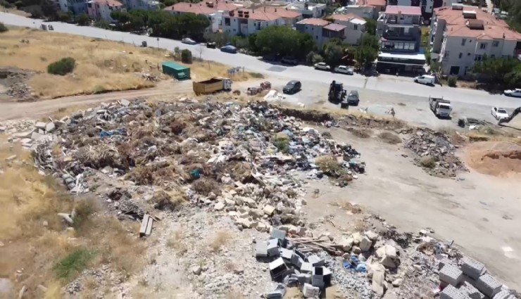 Foça'da gezi rotası önce çöplük sonra deniz