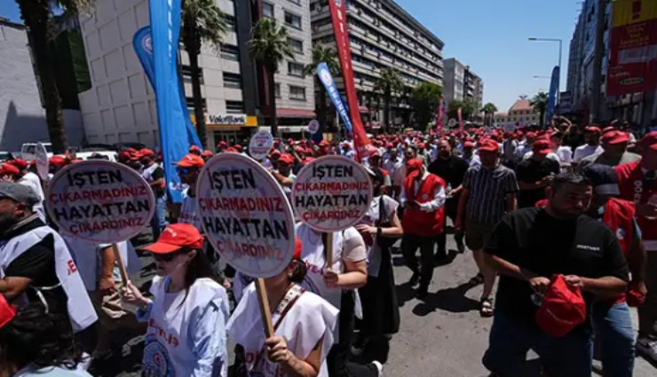 İşten çıkarılan belediye işçileri İzmir’de yürüdü: İşçiler dönene kadar direniş sürecek