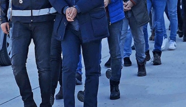 İzmir dahil 30 ilde FETÖ operasyonu: 156 şüpheliyi yakalandı