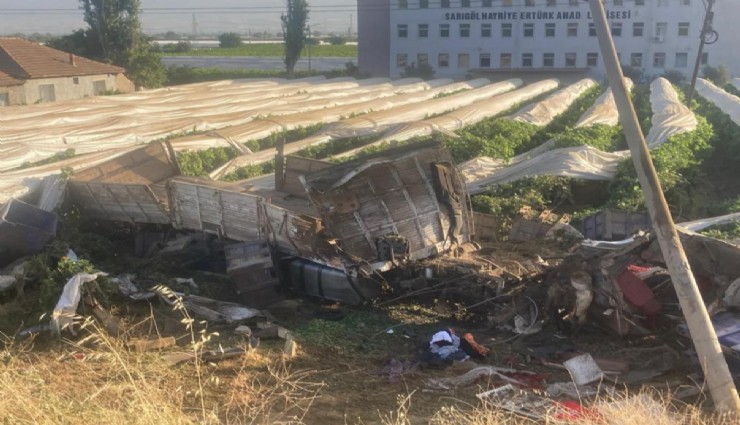 Yoldan çıkan tır üzüm bağına girdi: 1 kişi hayatını kaybetti