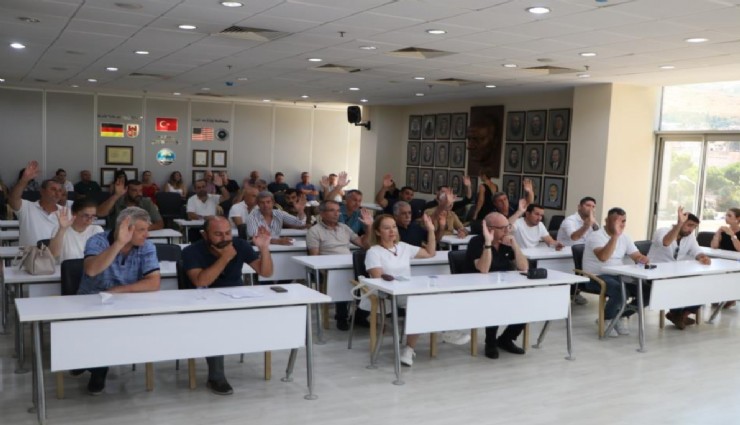 Aydın Söke’de siyasi denge değişti: CHP’den 5 kişi istifa etti