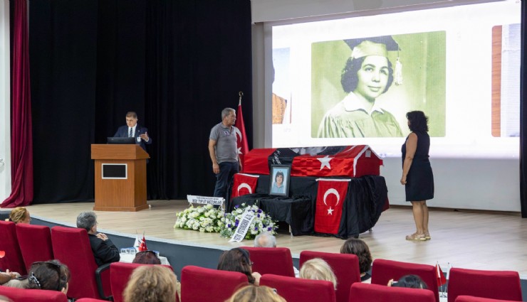 Başkan Tugay’dan hocası Emel Tümbay’a duygusal veda: 