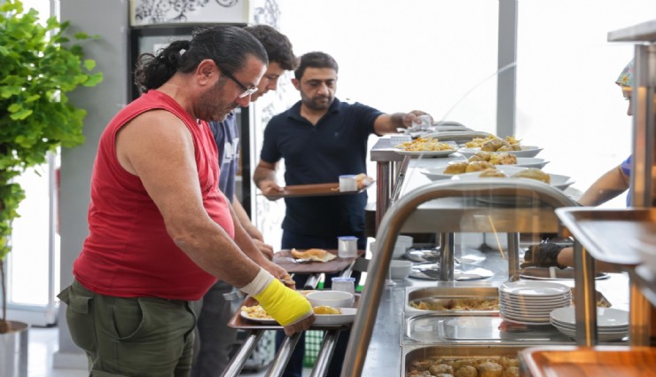 Buca’da kalpleri birleştiren dayanışma