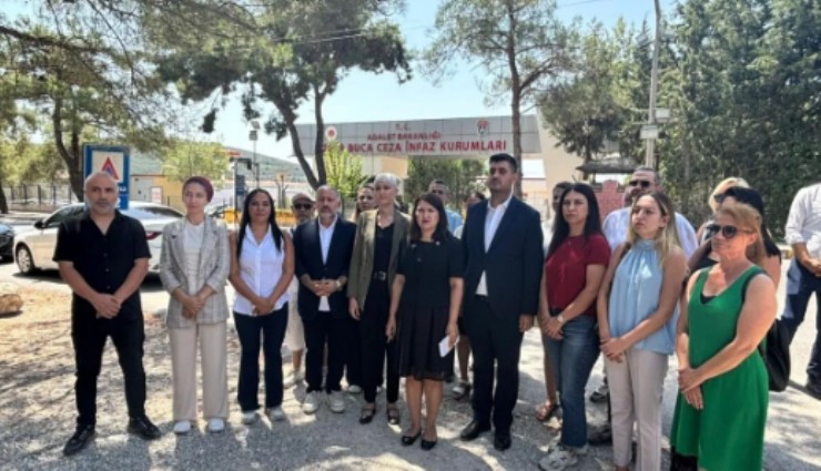 CHP’li Gökçen’den İzmir'de cezaevi önünde mesaj: 19 Eylül’de özgürlük bekliyoruz