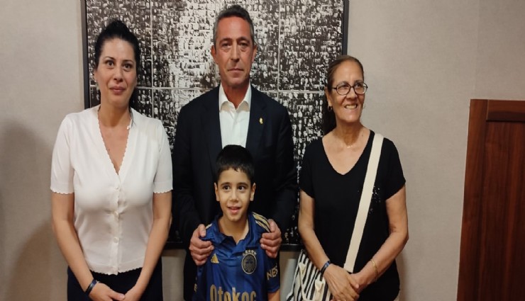 Fenerbahçe, lösemi hastası İzmirli Rüzgar’ı stadyumda ağırladı