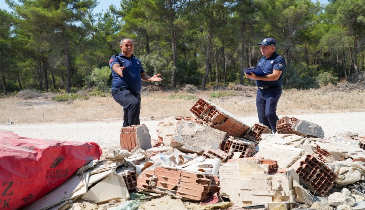 Gaziemir Belediyesi’nden kaçak moloz dökenlere 514 bin 545 lira para cezası