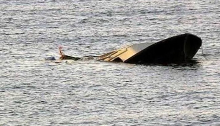 Milas'ta tekne battı: 6 kişi kurtarıldı, 2 çocuk kayıp