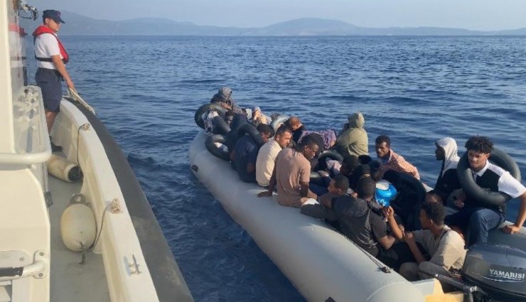Seferihisar Açıklarında göçmen operasyonu: 6’sı çocuk 42 düzensiz göçmen yakalandı