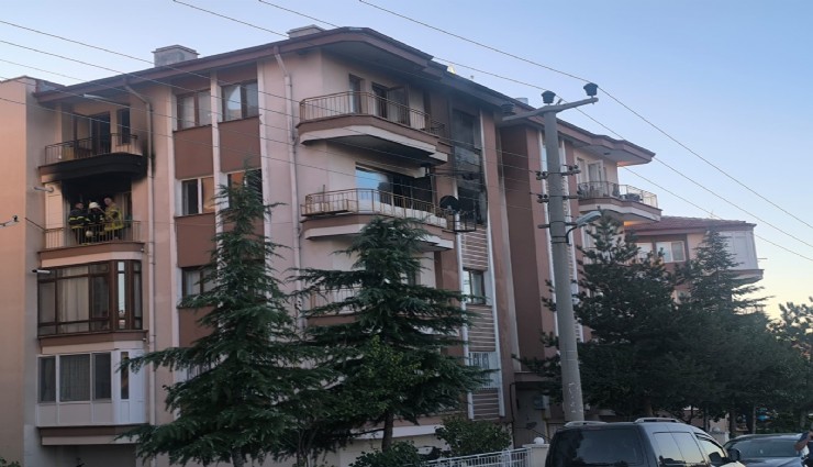 Afyonkarahisar'da korkunç olay: Yangında balkondan atlayan yaşlı adam hayatını kaybetti