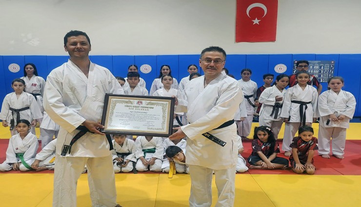 Başsavcıya yan bakan yandı: Karatede siyah kuşakoldu