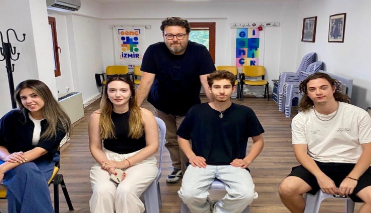 Genç İzmir Konservatuvarı'ndan sınav başarısı