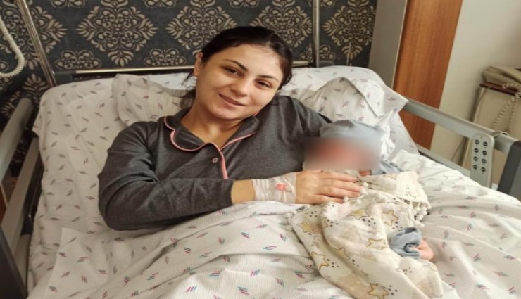 Kula’da son yolculuğuna uğurlanan şehidin adı oğluna verildi