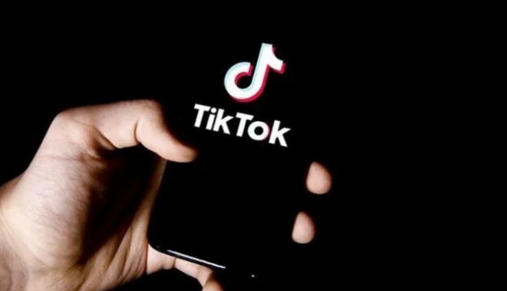 TikTok'ta kızını dans ettirip para isteyen babaya gözaltı
