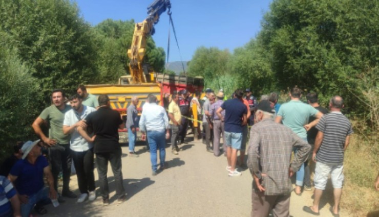 İzmir'deki traktör kazasında 33 yaşındaki sürücü öldü