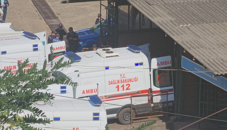 Zonguldak'ta göçük altında kalan madenciden 4'ü kurtarıldı 1 kişi hayatını kaybetti