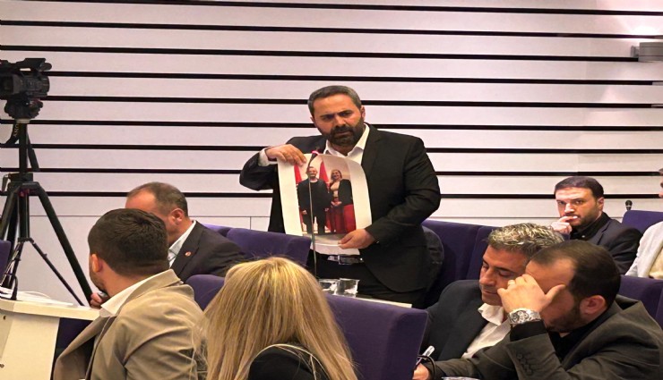 AK Parti’den Buca Belediyesi’ne bankamatik ve taşımaz iddiası