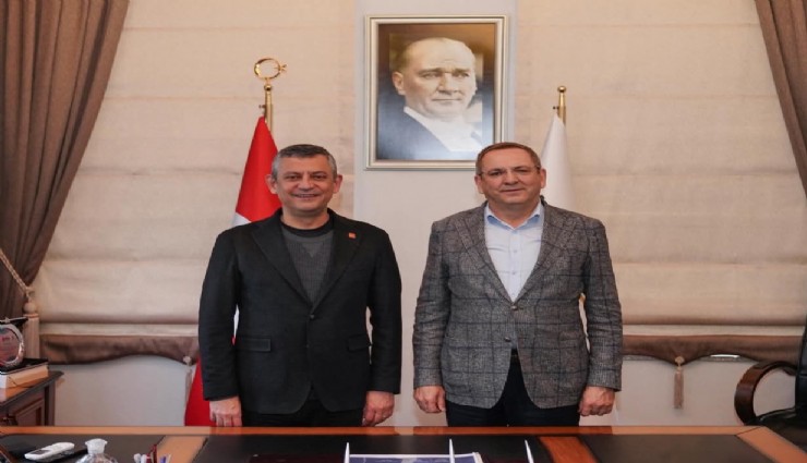 CHP Lideri Özel yeni yıla Ayvalık’ta girdi