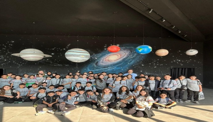 Çiğli’de Astronomi, Havacılık ve Uzay Kampüsü’nü 1 Haftada 1.100 kişi ziyaret etti
