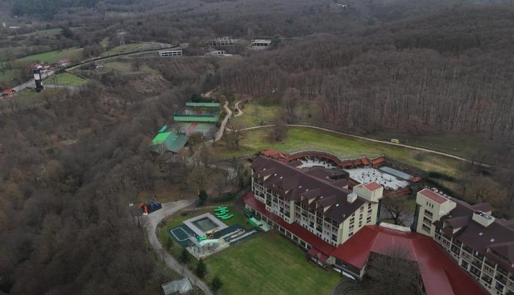 Facia otelinin sahibine ait bir inşaat daha kaçak çıktı