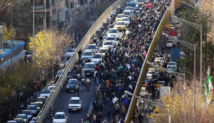 İran’daki protestolarda 10 binden fazla kişinin gözaltına alındığı iddia edildi