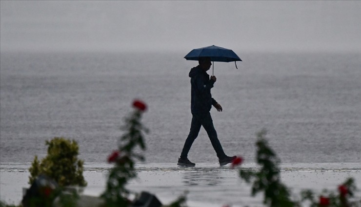 İzmir’i sağanak vuracak: İlçelere peş peşe uyarı