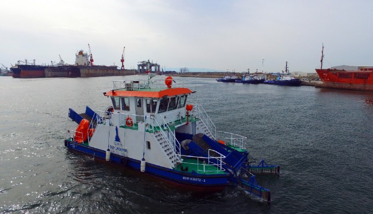İzmir Körfez temizliği için deniz süpürge gemisi alınacak