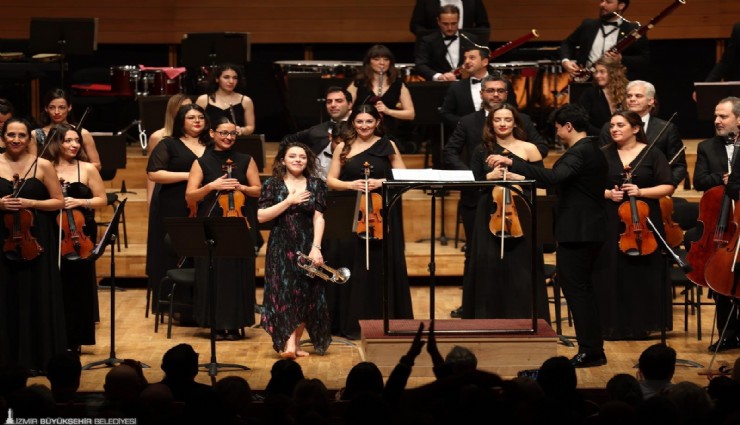 İzmir Oda Orkestrası dünyaca ünlü sanatçılarla sahne aldı