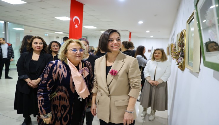 Karabağlar ’da kozalar çiçek açtı