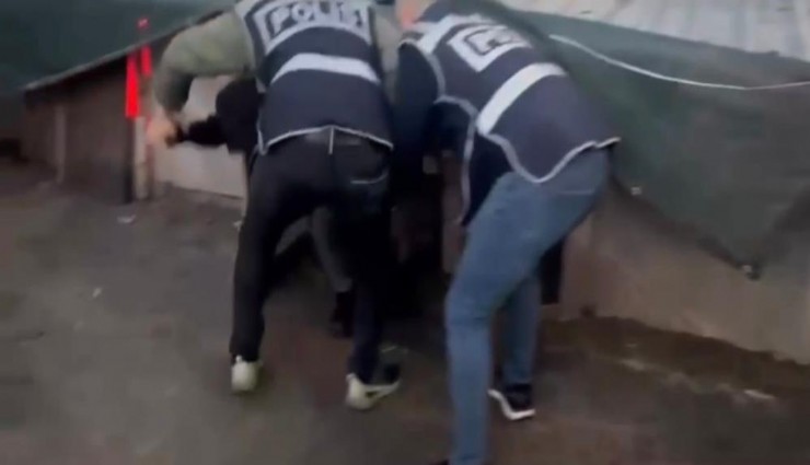 Kümesteki firariyi öksürük sesi yakalattı