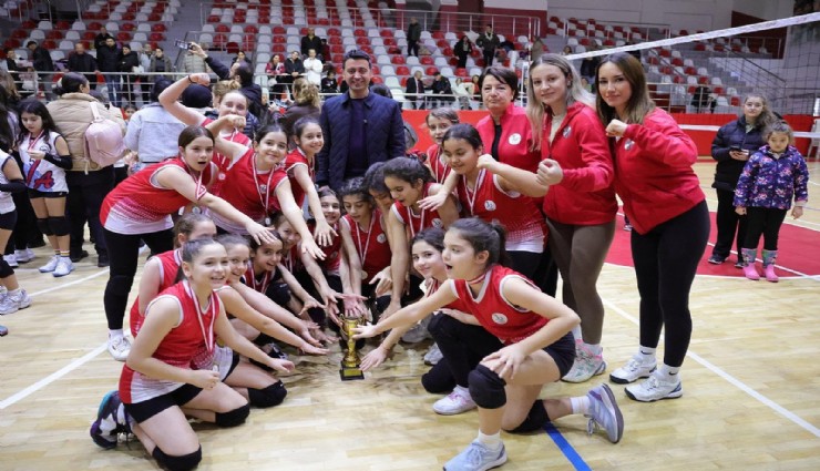 Bayraklı’da yarıyıl tatili çocuklara eğlence ve öğrenmeyi bir arada sunuyor