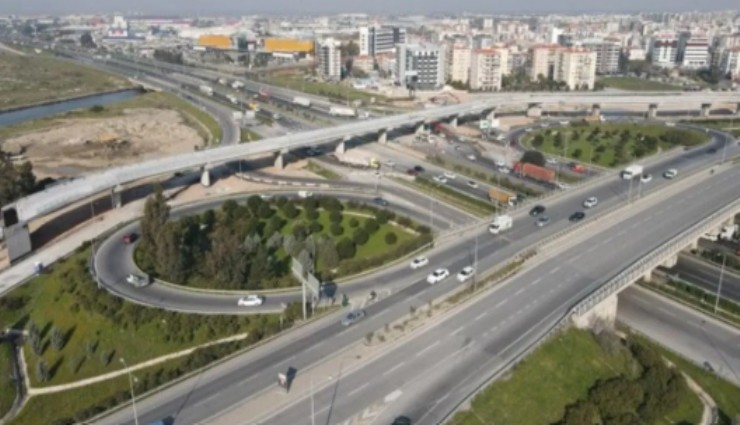 Çiğli'de asfalt çalışması: Dere Caddesi 10 gün trafiğe kapatılacak