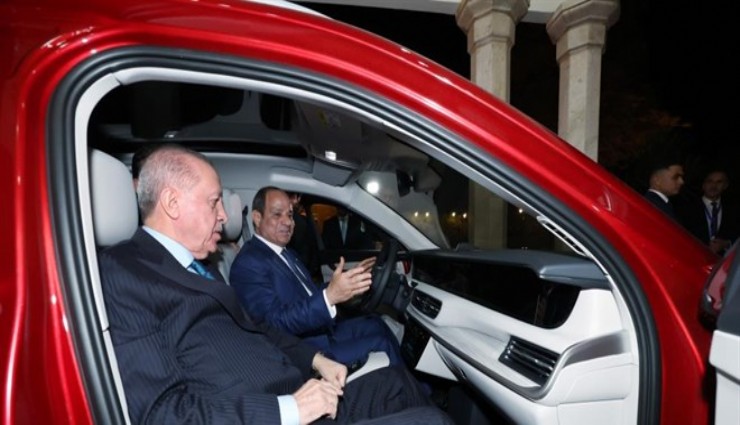 Erdoğan’dan Mısır Cumhurbaşkanı es-Sisi’ye Togg hediyesi