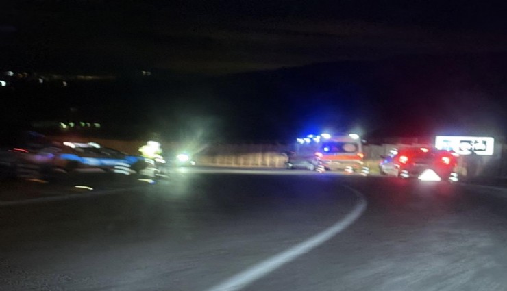 Foça’da motosiklet duvara çarptı: 35 yaşındaki sürücü hayatını kaybetti