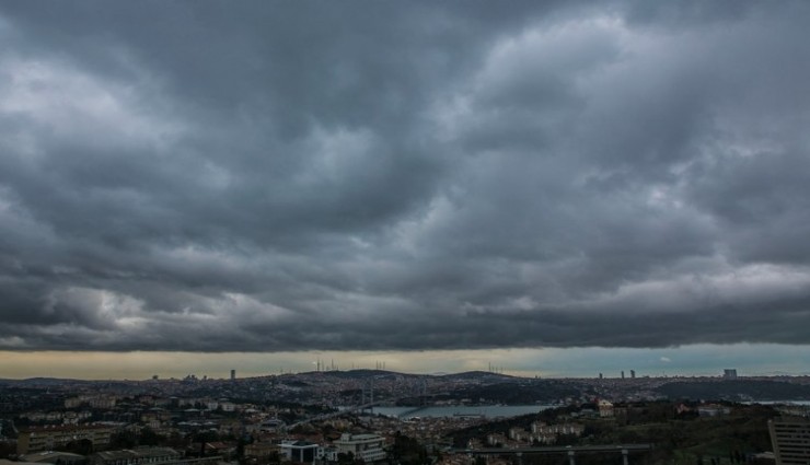 İzmir’de sıcaklıklar düşüyor, hafta ortası yağış var