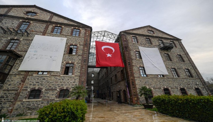 Meslek Fabrikası’na Ata’nın imzaladığı belgenin görselleri asıldı