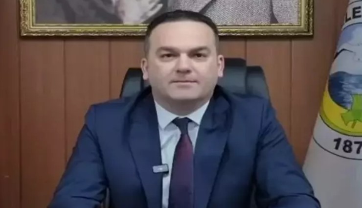 O belediye başkanı çocuğa taciz suçu nedeniyle görevden uzaklaştırıldı