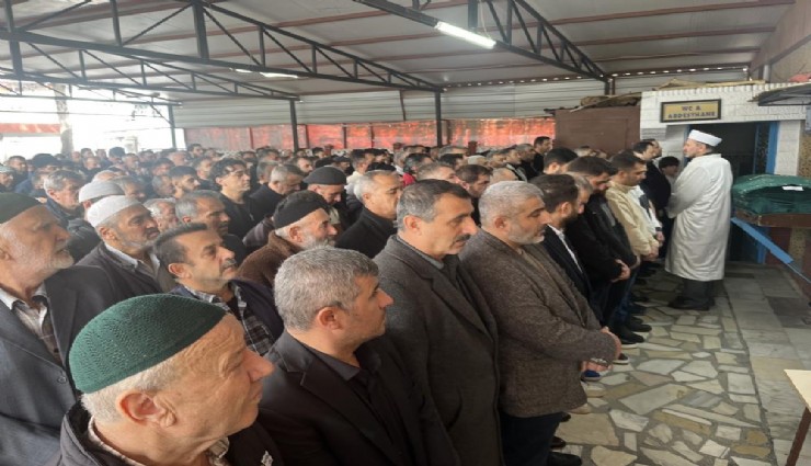Sağanakta alt geçitte mahsur kalan sürücü toprağa verildi