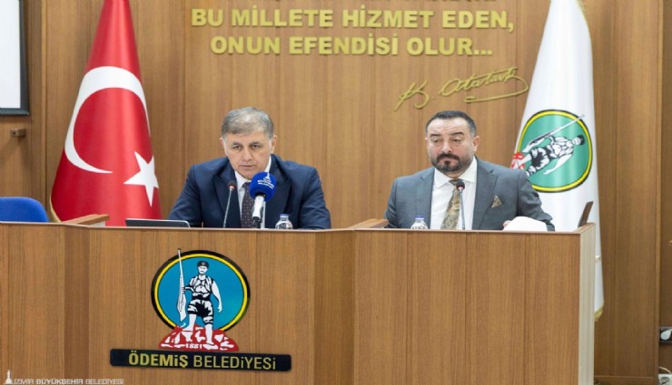 Tugay Ödemiş’te düğmeye bastı: Yol, arıtma ve altyapı çalışmaları hızlanıyor