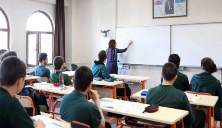 Veliye karşı birleştiler: 300 bin liradan 900 bin liraya yükselen özel okul fiyatı var