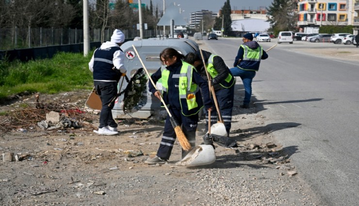 Bornova’da mahalle mahalle temizlik seferberliği