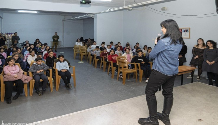 İzmir’de çocuklar iklim için ayakta