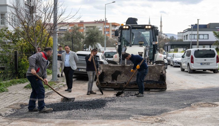 Bornova’da yol atağı: 90 günde 722 noktada onarım