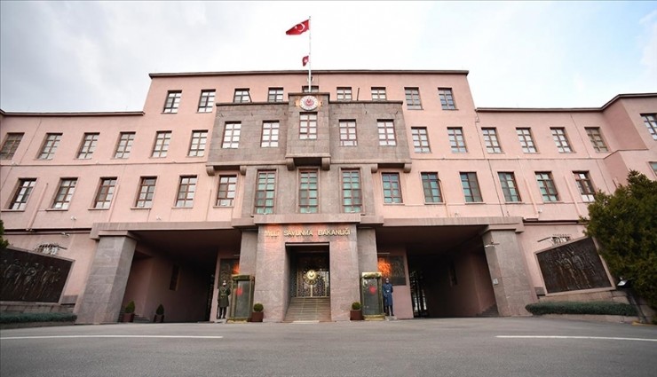 Eğitim uçuşundaki askeri helikopter Ankara’da kaza kırıma uğradı