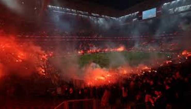 Galatasaray’dan stadyumda taraftara açık antrenman
