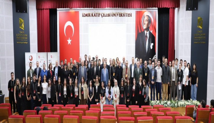 İzmir’in yeni sanat rotasında ödüller sahiplerini buldu