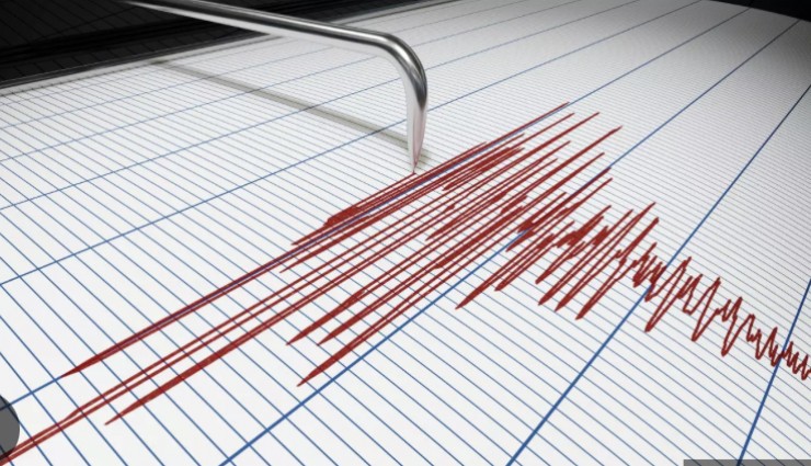 Japonya'da 7,5 büyüklüğünde deprem: Tsunami uyarısı yapıldı