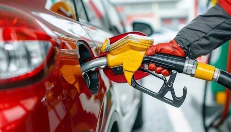 Benzine 50 kuruş zam geldi