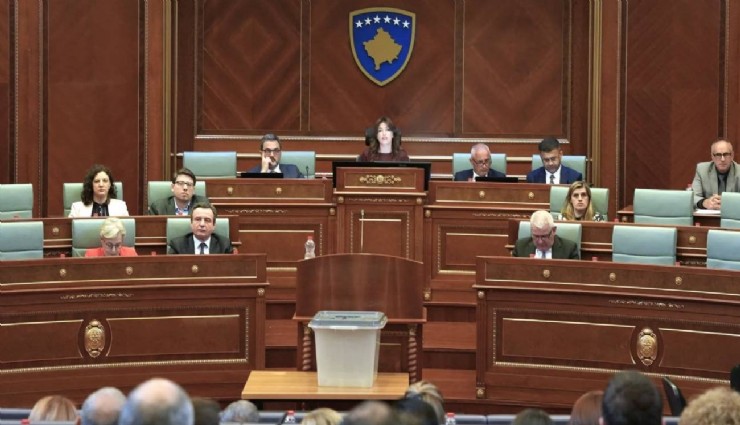 Kosova sandığa gidiyor: Erken seçim tarihi 7 Haziran