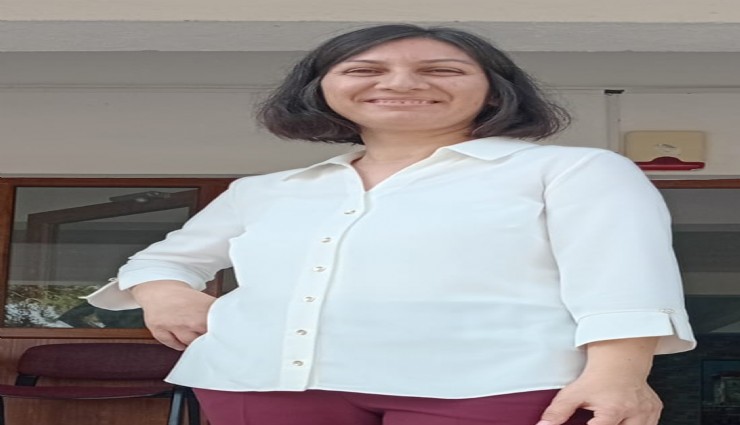 Akyaka'da muhtarlık koltuğu kocasından karısına geçti
