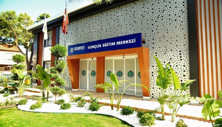 Menemen’de eğitim yatırımları dikkat çekiyor: Öğrenciye tam destek
